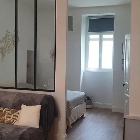 Apartment Nimes: Petit Cocon A 2 Pas Du Centre Historique Nimes